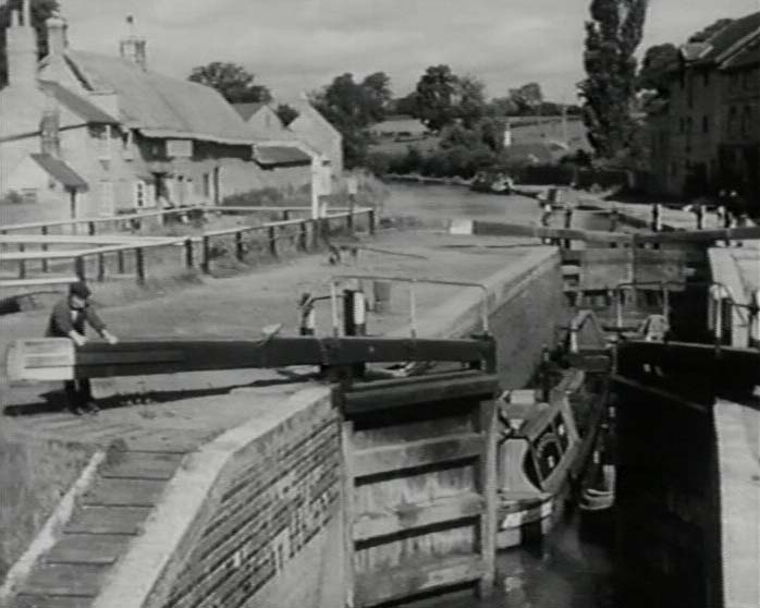 01b-StokeBruerne
