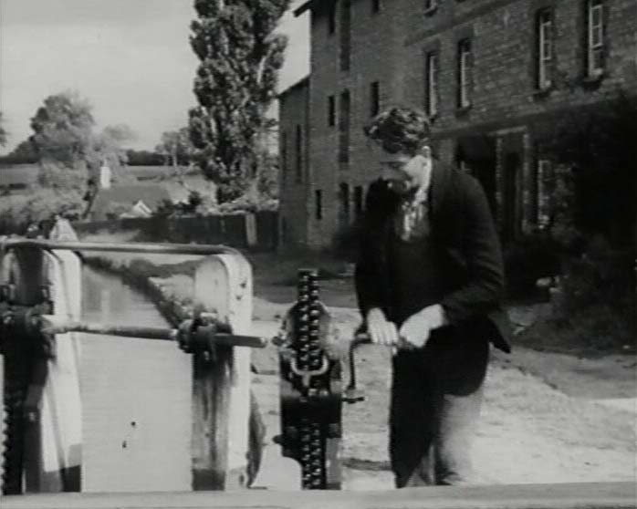 01c-StokeBruerne