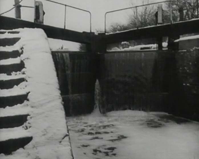 65c-SnoweyLockGates